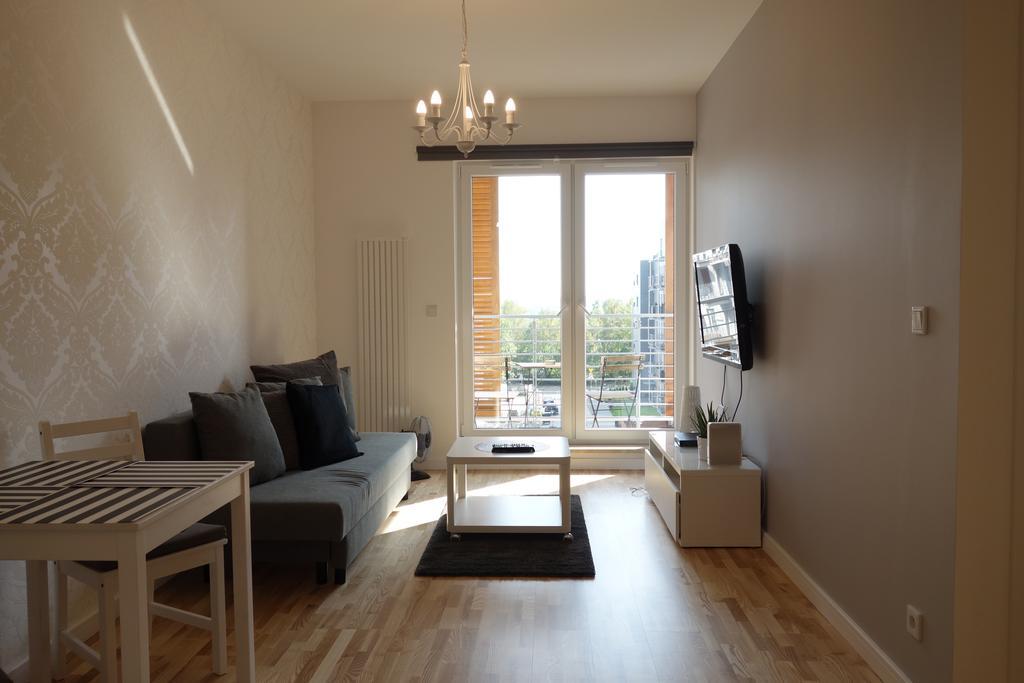 1 Bedroom Francuska Park Apartment Katowice Extérieur photo
